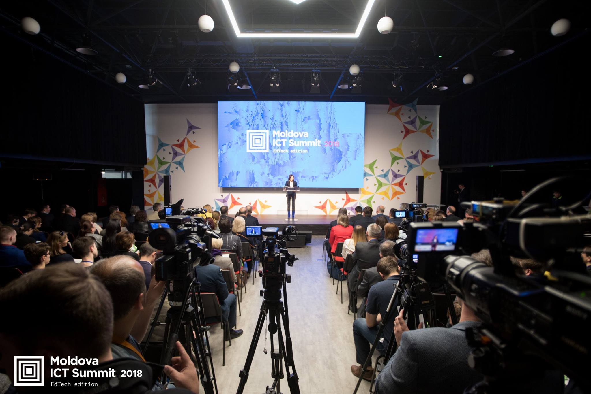 Prezentarea proiectului Academy+Moldova la Moldova ICT Summit 2018, ediția dedică educației digitale